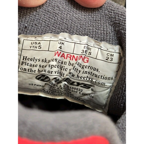 HEELYS Propel KR | Unisex Wheeled Shoes, Black/Red/Grey Strap, sz 5y - Picture 6 of 7